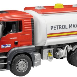 Bruder kamion MAN TGS cisterna sa natpisom Petrol Max Global Partner