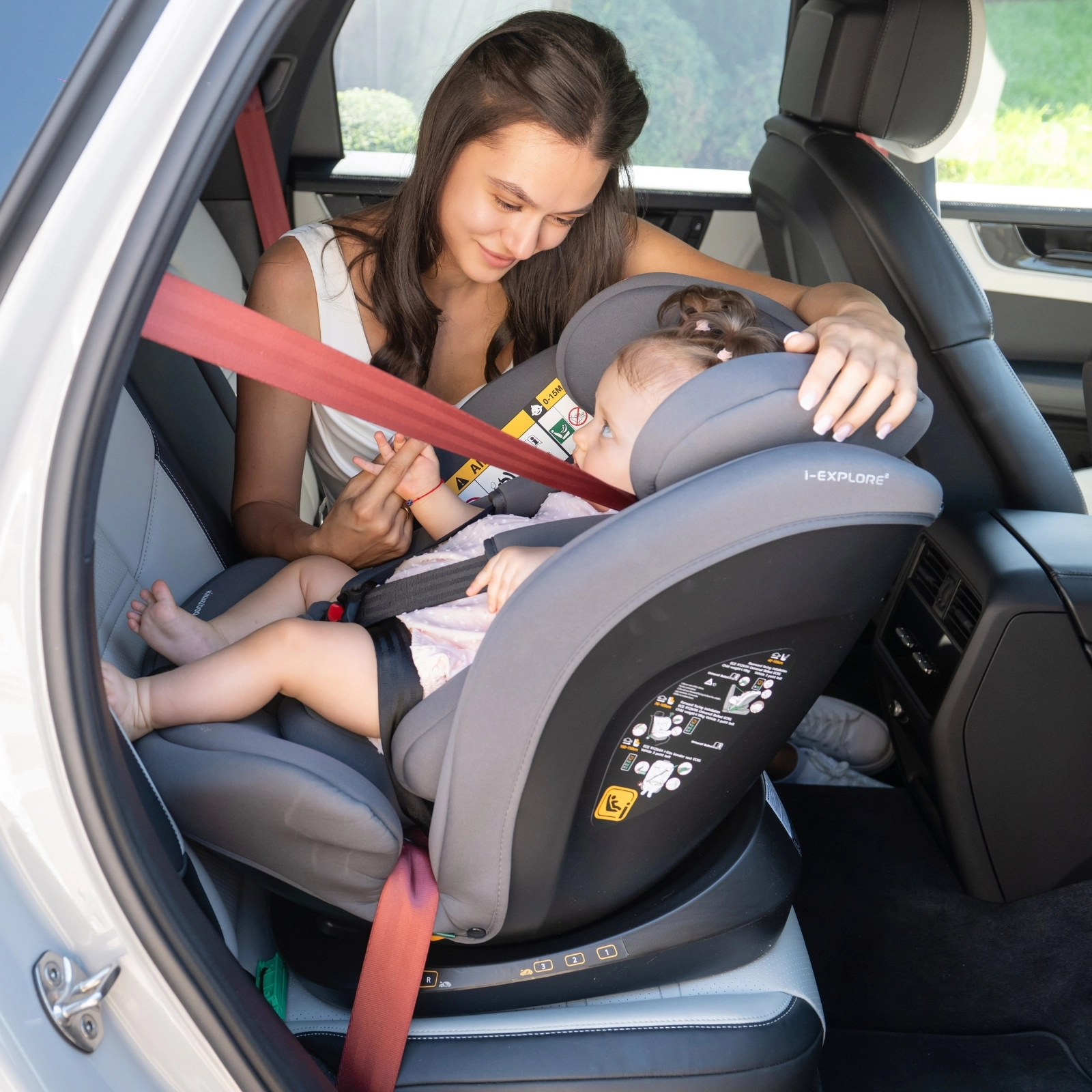 i-explore-car-seat-2-imidjova_1